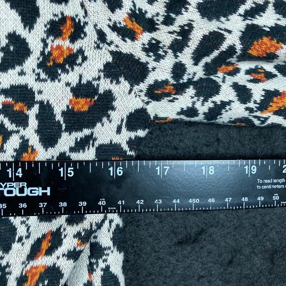 Volcom Womens Sweater Beige Leopard V Neck Button Front Cardigan Long Sleeve S - Picture 8 of 13